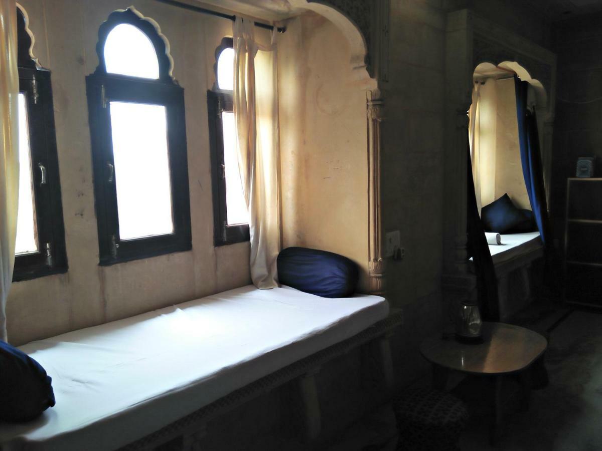 Hotel Kavi Palace ไจซัลเมอร์ ภายนอก รูปภาพ