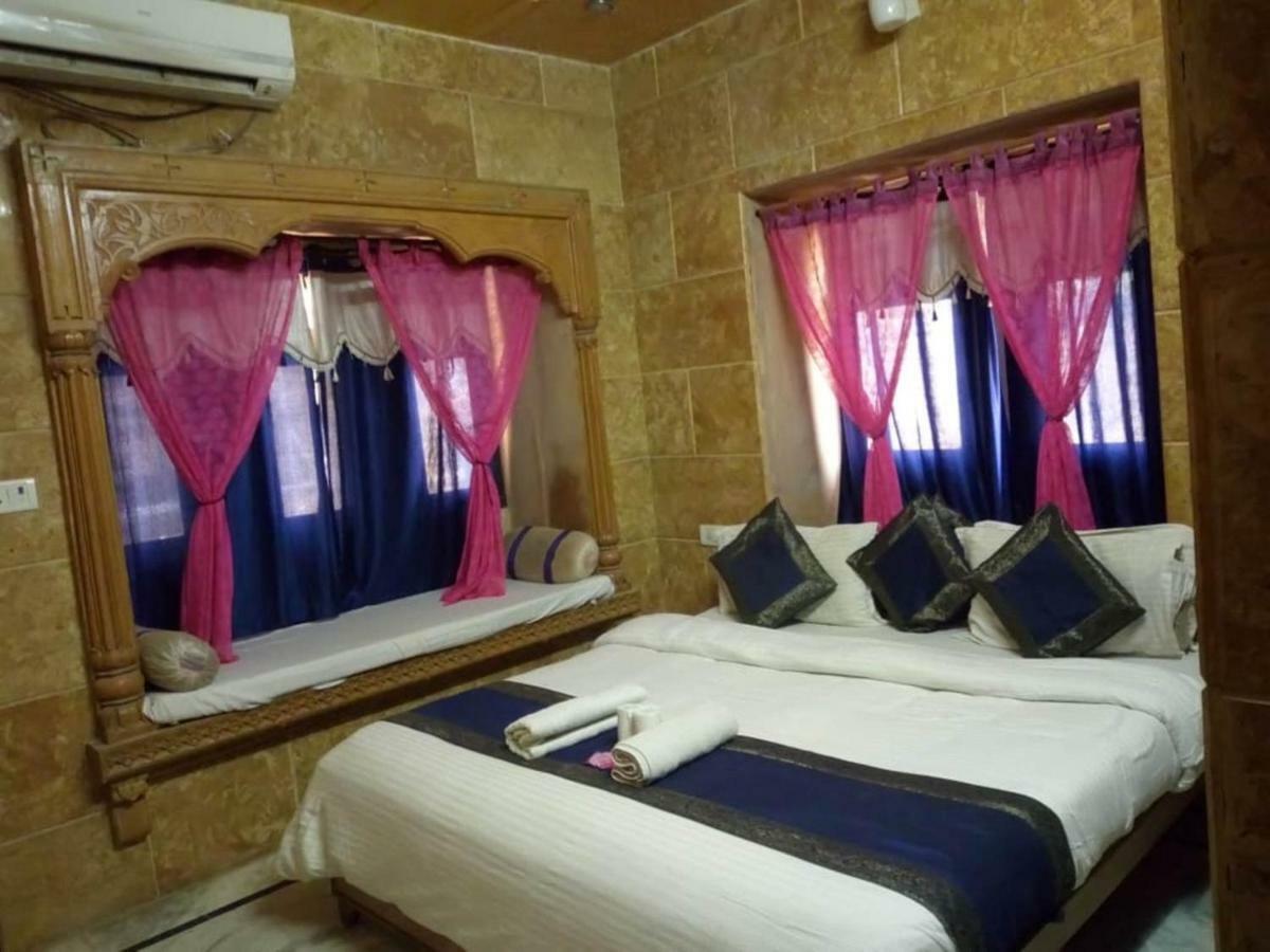 Hotel Kavi Palace ไจซัลเมอร์ ภายนอก รูปภาพ